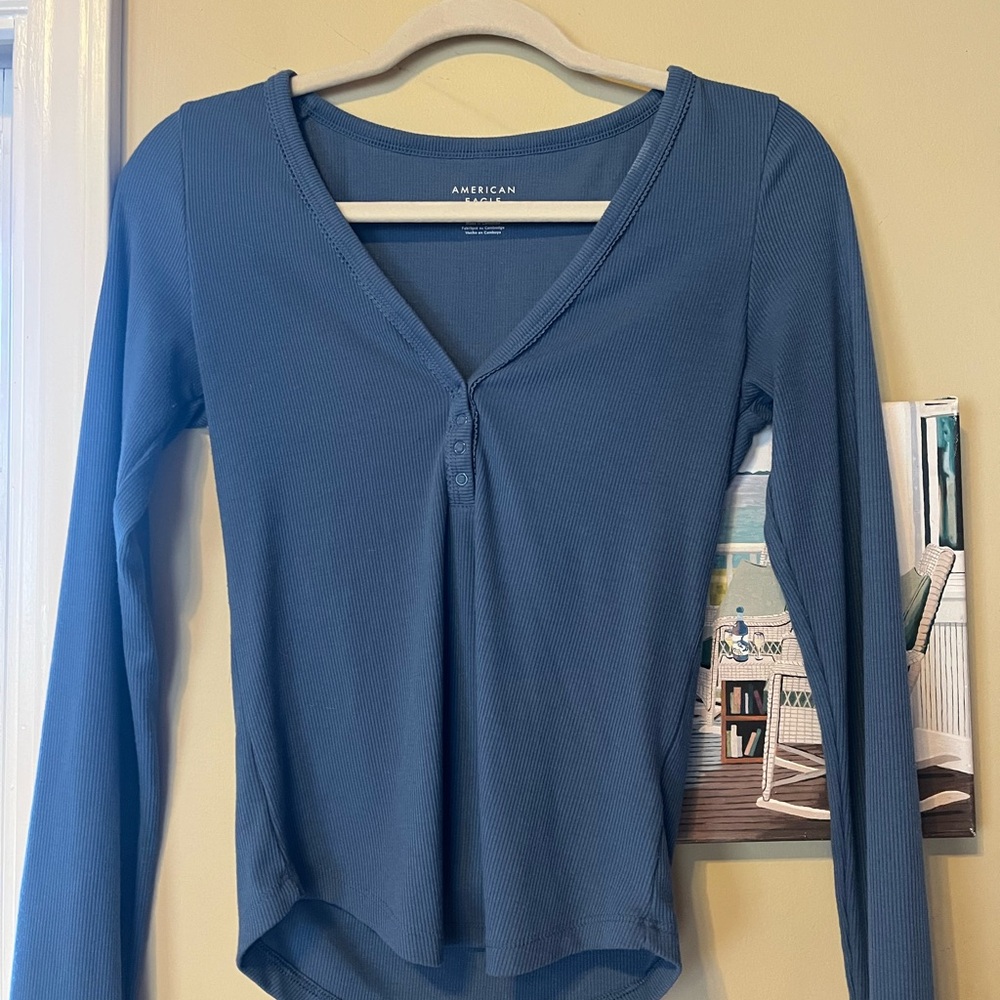 American Eagle Outfitters Deep Blue Long Sleeve Tee